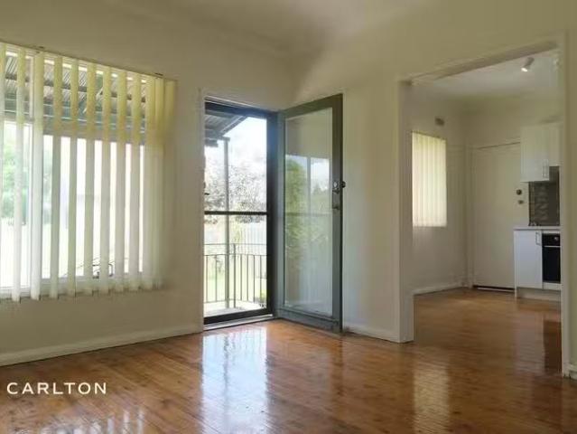 Unique 2/20 Pioneer Street, Mittagong, NSW 2575