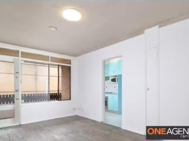 Nice 22/31 Forbes St, LIVERPOOL Apartment for rent Listed by.