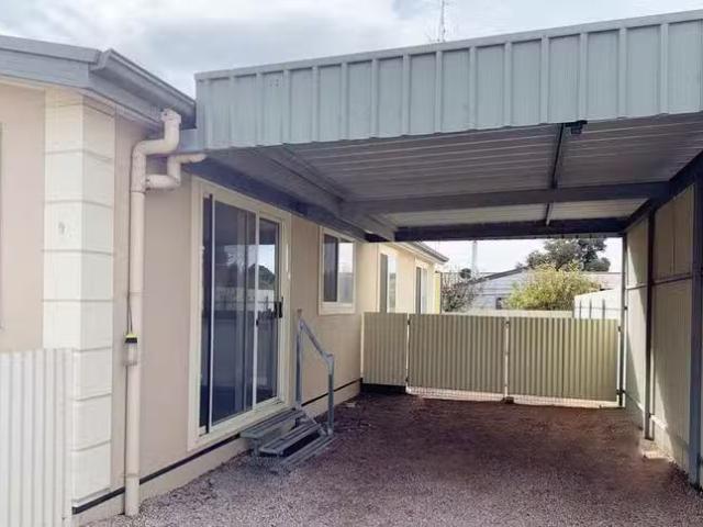Unique 2/23 George Street, Wallaroo, SA 5556