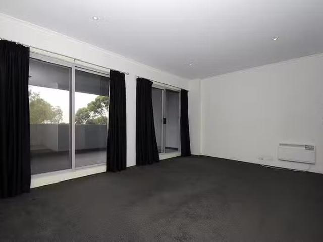 Unique 22/3 Rusden Place, Notting Hill VIC 3168