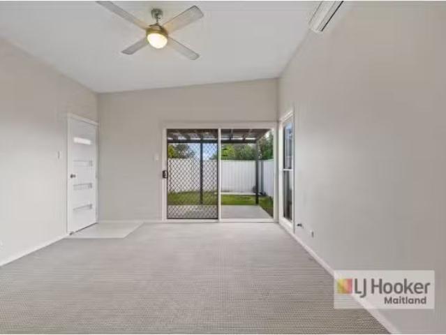 Just in! 2/24 Carroll Avenue, Cessnock Apartment for rent Lis.