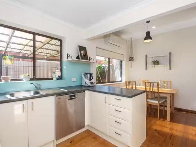 Cheap 2/24 Homer Road, CLARENCE PARK, SA 5034 House for Rent