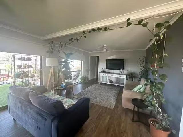 Cozy 2/24 Mcmillan Grove, Paynesville, VIC 3880