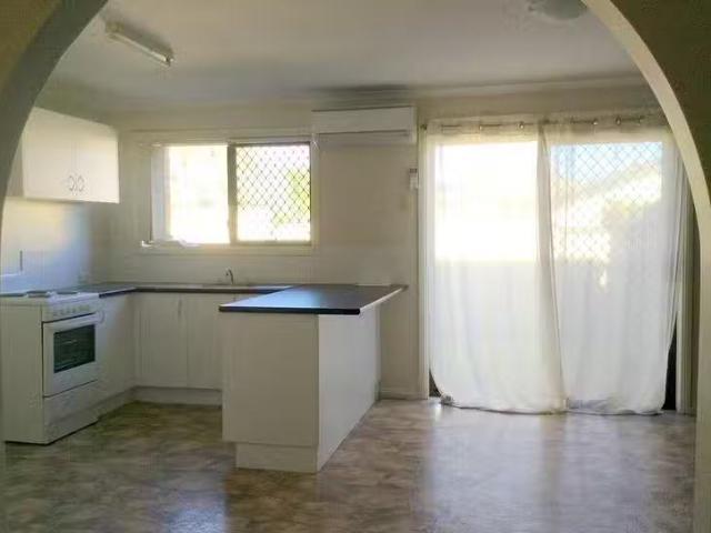 Cheap 2/268 Redbank Plains Road, Bellbird Park, QLD 4300