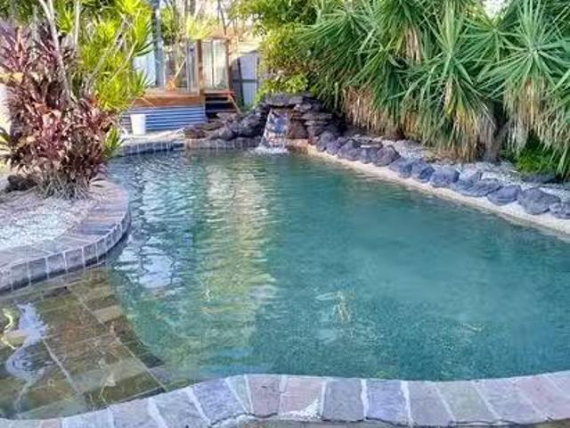 Cheap 229 Mccarthy Road, Avenell Heights, QLD 4670