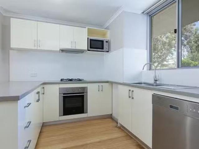New 2/2 Lyall Street, South Perth, WA 6151