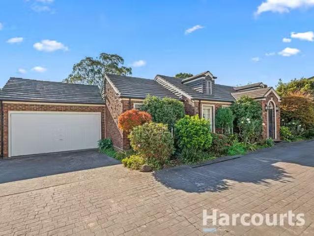Deal! 2/2 Newman Rd, WANTIRNA SOUTH, VIC 3152 Unit for Rent