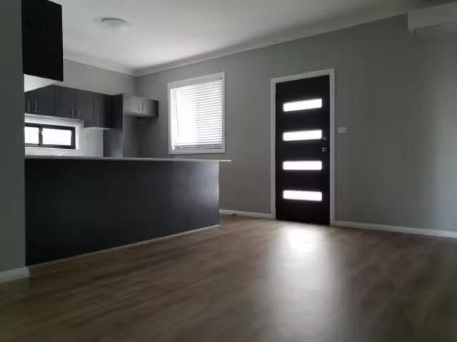 Unique 22A Malachite Road, EAGLE VALE House for rent Listed b.