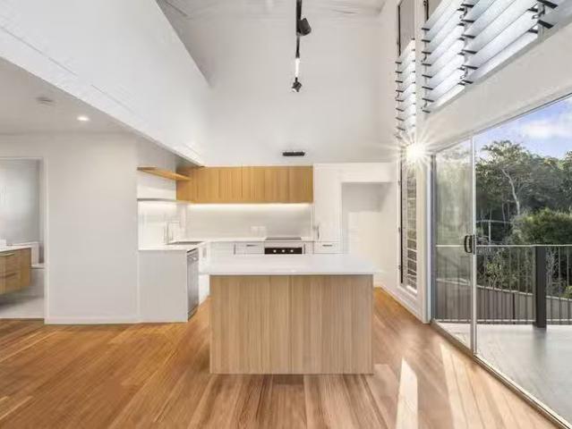 New 231A Baroona Road, Paddington, QLD 4064