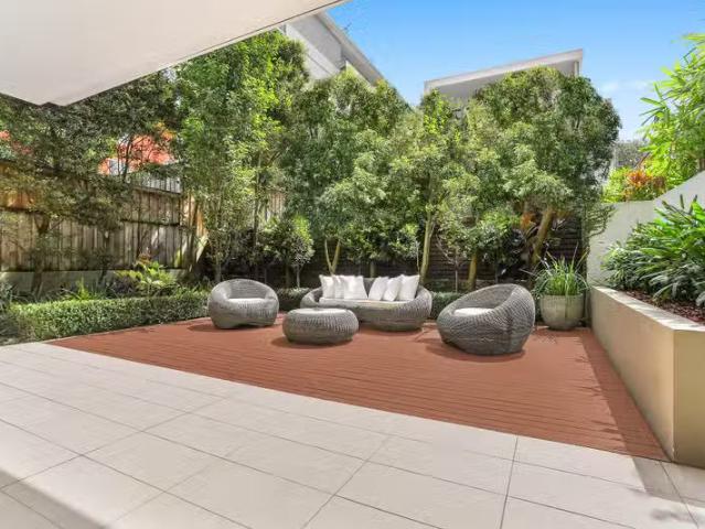 For Rent! 2/32 Diamond Bay Road, Vaucluse NSW 2030