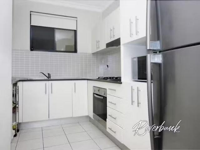 Just in! 23/32 34 Mons Road, Westmead NSW 2145