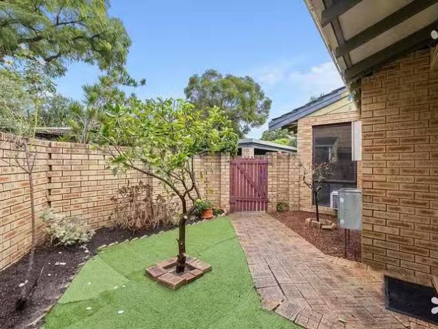 Cheap 2/33 Milson Street, South Perth, WA 6151
