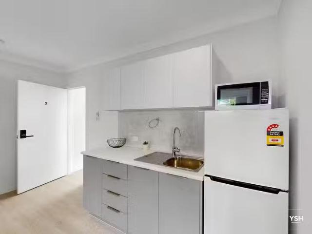 Charming 2/37 Rowe Terrace, Darra, QLD 4076