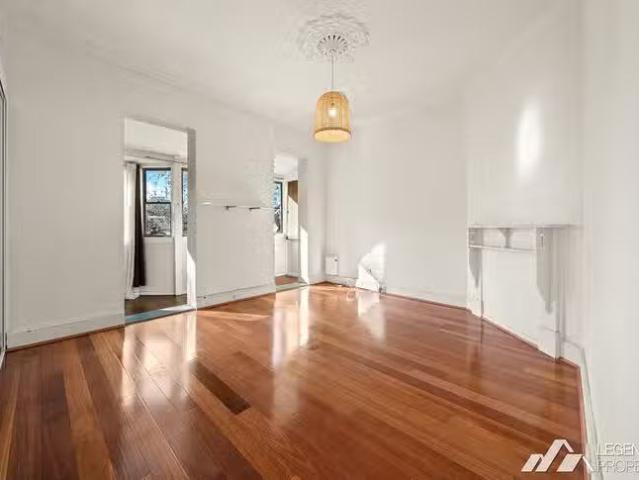 Cheap 2/39 Military Road, Neutral Bay, NSW 2089