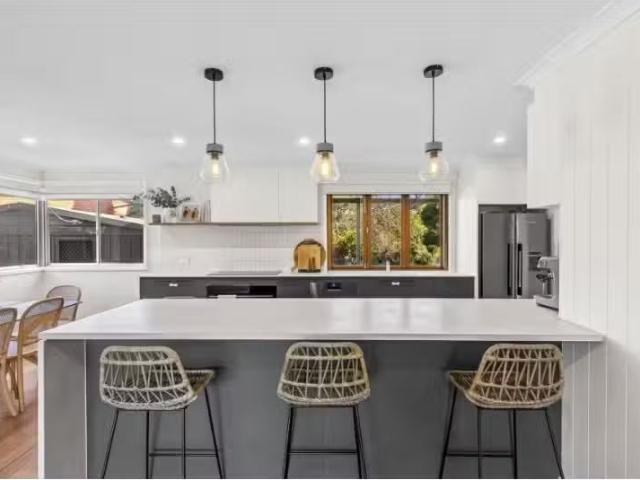 New 27 Woodger Parade, Queanbeyan House for rent Listed by Ge.