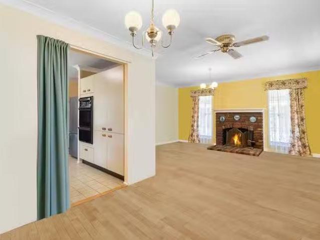Rental! 27 Davina Street, Shailer Park, QLD 4128