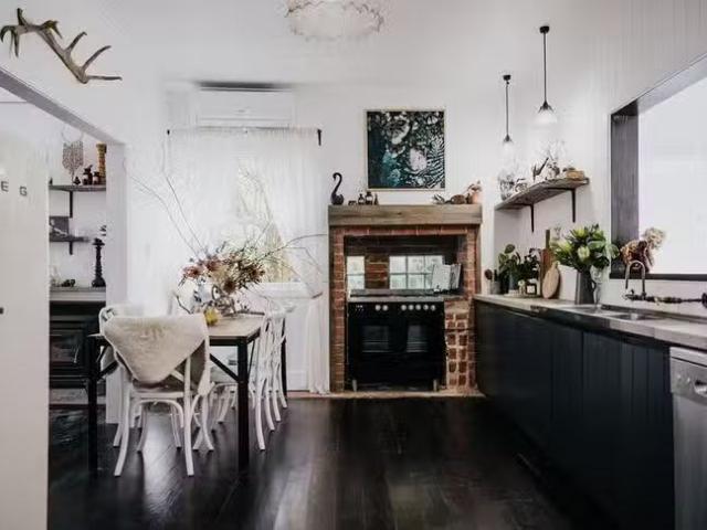 Charming 27 Duke Street, Daylesford, VIC 3460