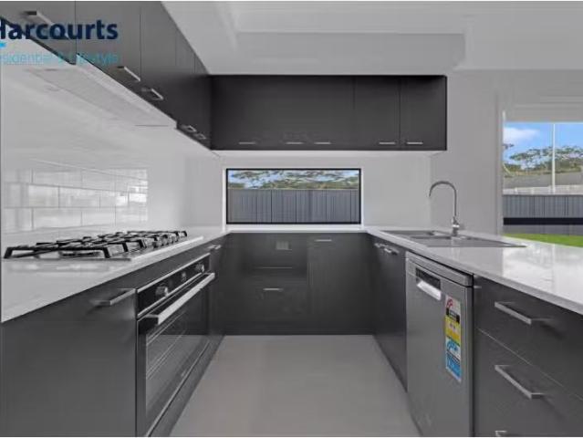 Cheap 27 Marbleleaf Road, WOONGARRAH House for rent Listed by.