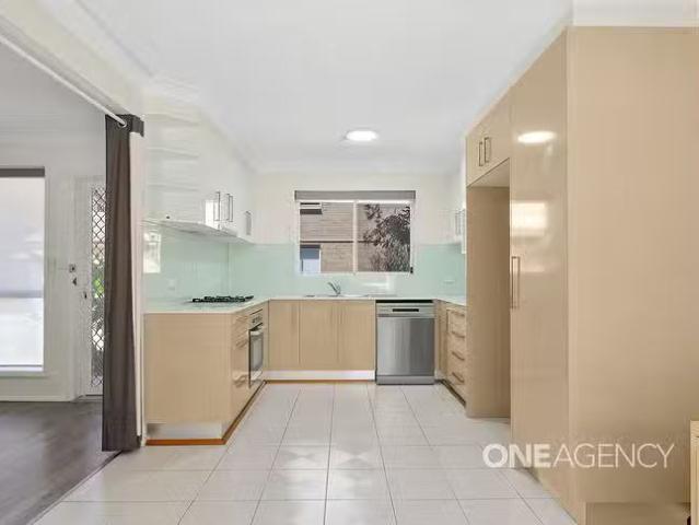 Rental! 2/40 42 Bateman Avenue, Albion Park Rail, NSW 2527
