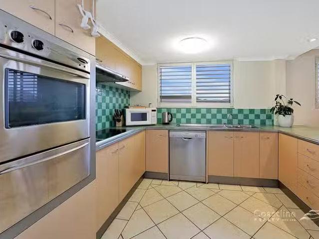 Nice 2/41 Esplanade, Bargara, QLD 4670