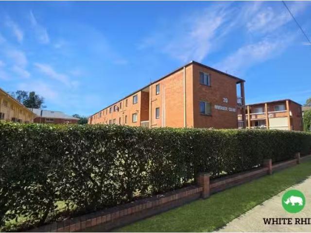 Nice 24/20 Trinculo Place, Queanbeyan East Apartment for rent.