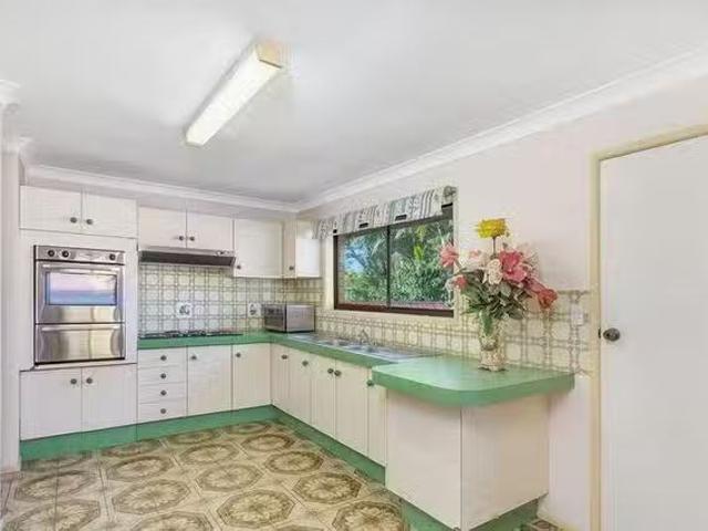 Rental! 243 Mains Road, Sunnybank, QLD 4109