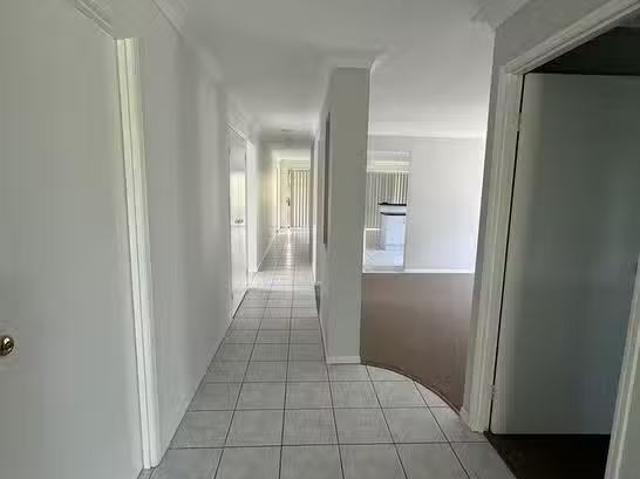 Unique 24 Wealth Street, Runcorn, QLD 4113