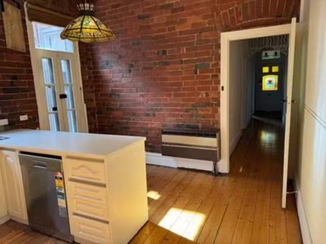 Deal! 24 Wilson Street, Moonee Ponds, VIC 3039