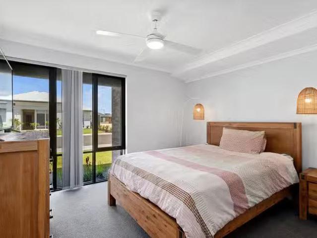 Cheap 24 Ashville Grange, Henley Brook, WA 6055