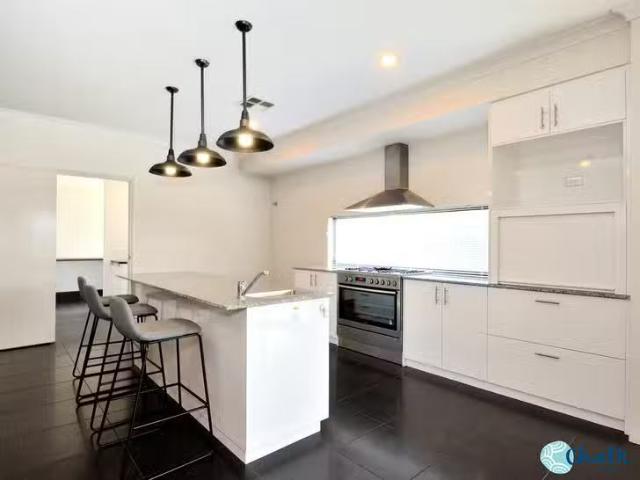 Charming 24 Cossack Street, Baldivis, WA 6171