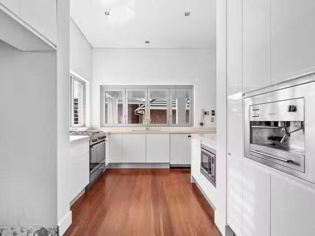 Cozy 24 Doyle Street, Barden Ridge, NSW 2234