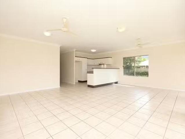 Deal! 24 Mceachan Street, Edmonton, QLD 4869