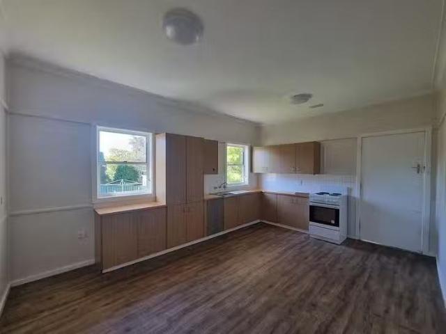 Unique 24 Robertson Street, Taree, NSW 2430