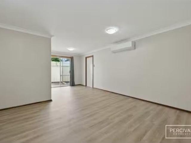 Just in! 2/50 The Jib, Port Macquarie House for rent Listed b.