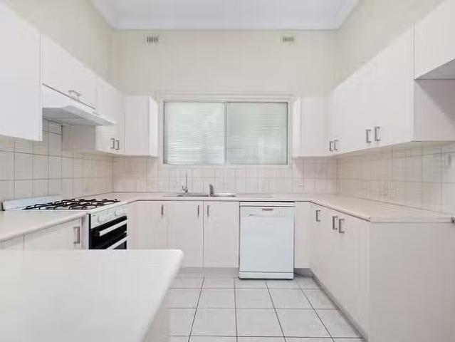 Cheap 253 Sir Donald Bradman Drive, Cowandilla, SA 5033