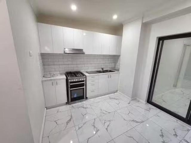 For Rent! 2/53 Tram Road, Doncaster, VIC 3108