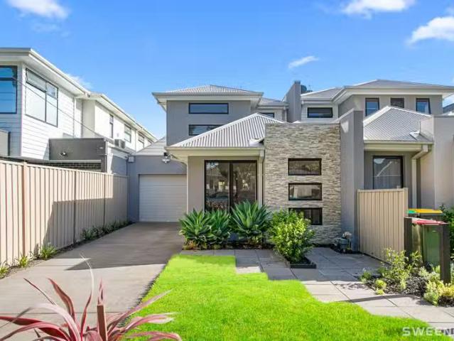Rental! 2/59 Clematis Avenue, Altona North VIC 3025