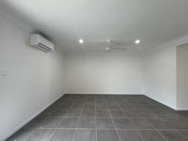 For Rent! 25 Baluster Street, RAYMOND TERRACE House for rent.