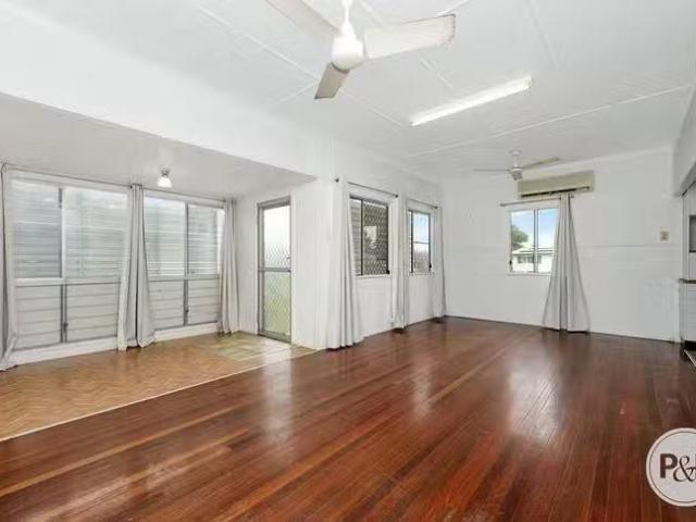 Cozy 25 Kent Street, Gulliver, QLD 4812