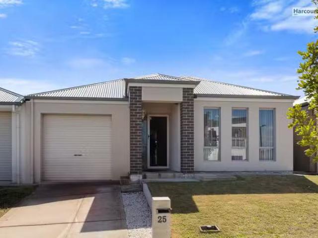 Cozy 25 Seaway Road, HALLETT COVE, SA 5158 House for Rent