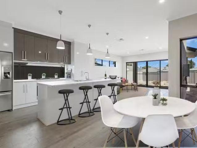 Deal! 25A Minkie Avenue, Mitchell Park, SA 5043