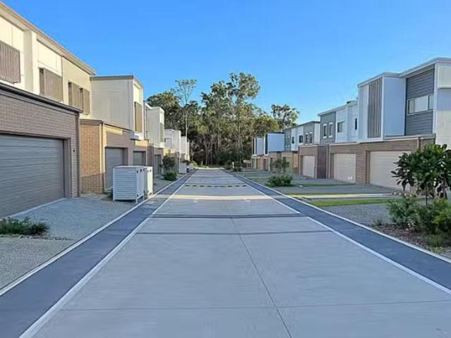 Nice 26/36 Avondale Crescent, Parkinson, QLD 4115