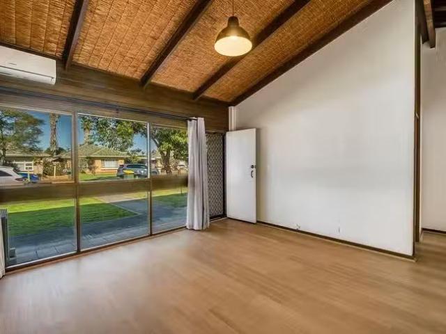 Charming 2/63 Western Parade, Brooklyn Park, SA 5032