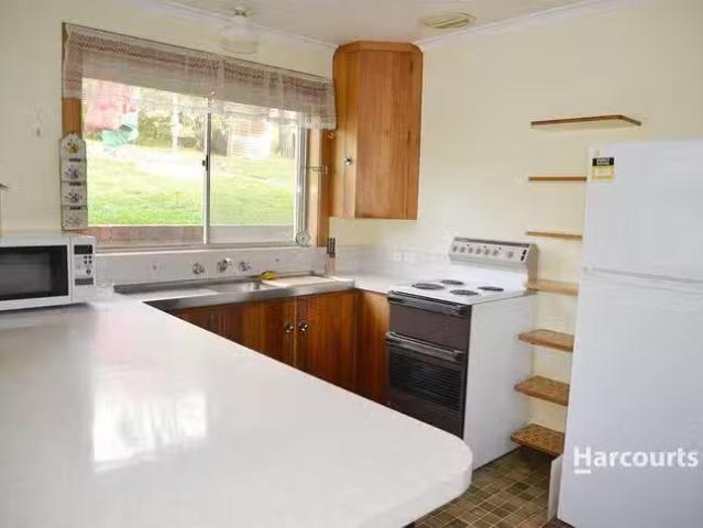 Just in! 265 Mount Street, Upper Burnie, TAS 7320