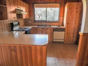 Cheap 2/661 Ryan Road, Glenroy Apartment for rent Listed by P.