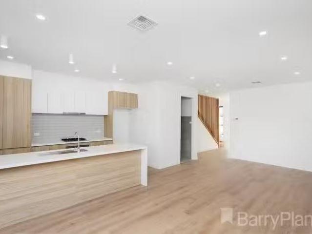 Unique 2/69 Chelsey Street, Ardeer, VIC 3022