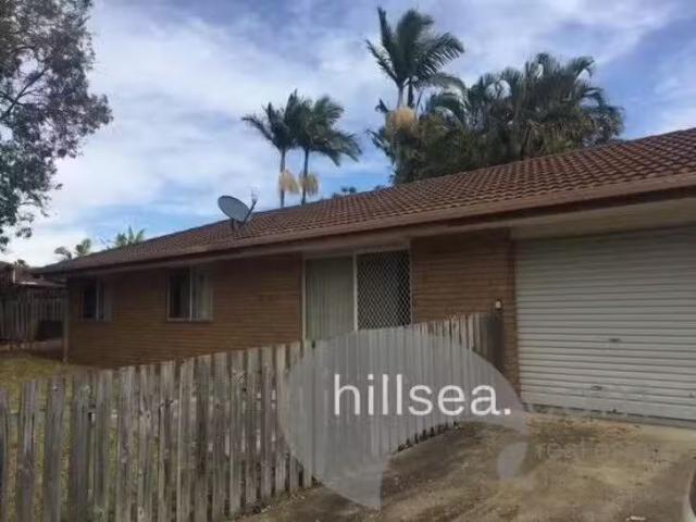 For Rent! 2/6 Ash Court, Arundel, QLD 4214