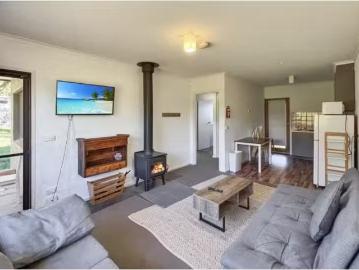New 2/6 Hoskin Street, Berridale Apartment for rent Listed by.