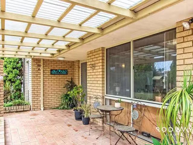 Charming 26 Ledger Street, Warnbro, WA 6169