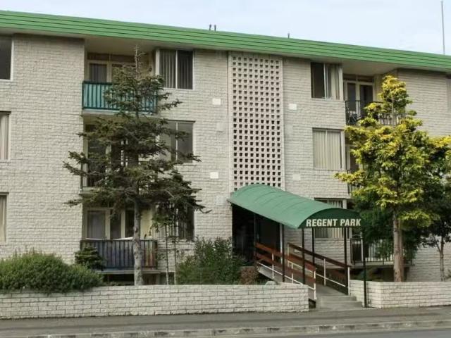 Cozy 27/17 23 Regent Street, SANDY BAY House for rent Listed.